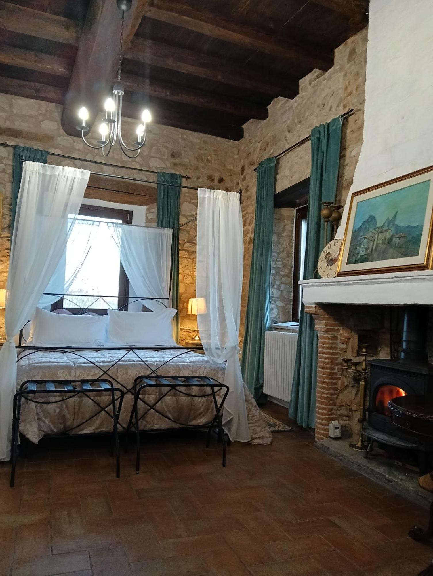 Agriturismo Casa Rastelli Monte Orsello Стая снимка